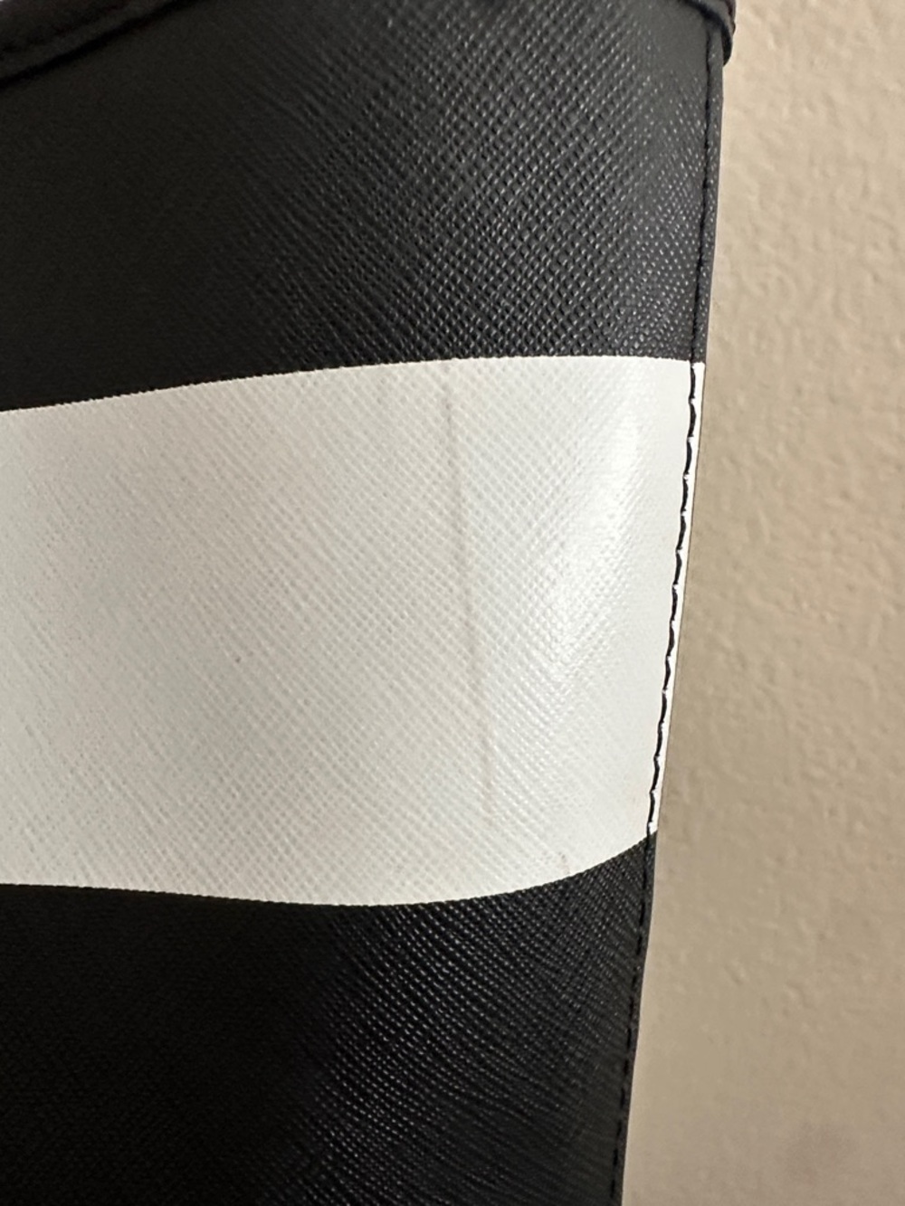 Michael Kors Jet Set Black and White Striped Tote with Gold Plaque - Picture 2 of 6